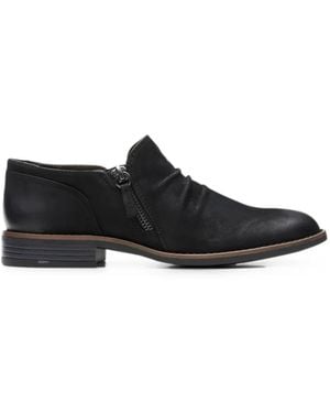 Clarks Camzin Pace Leather Loafers - Black