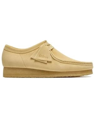 Clarks Wallabee Lace-Up Desert Boots - White