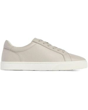12 STOREEZ Leather Trainers - White