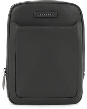 Piquadro Logo-Plaque Pebbled Backpack - Black
