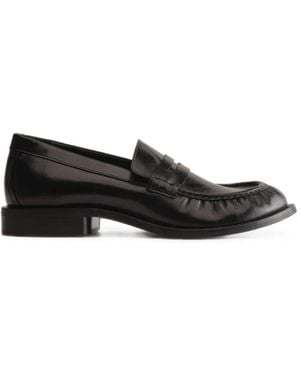 Phileo 079 Loafer Mit Geraffter Kappe - Schwarz