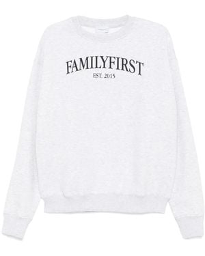 FAMILY FIRST ロゴ スウェットシャツ - ホワイト