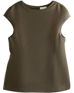 Amomento Top Met Kapmouwen - Groen