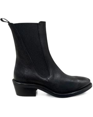 Calce Almond-Toe Chelsea Boots - Black