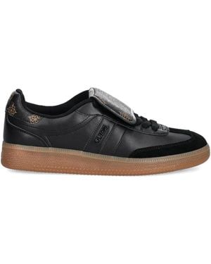 Guess Oleeza Logo-Print Trainers - Black