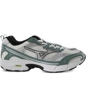 Mizuno Baskets À Patch Logo - Gris