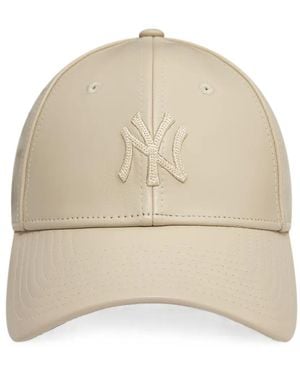 KTZ 9Forty Leather Baseball Cap - Natural