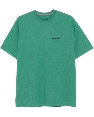 Patagonia Camiseta P-6 Logo con gráfico de montaña - Verde