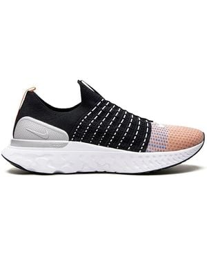 Nike React Phantom Run Flyknit 2 Sneakers - Black