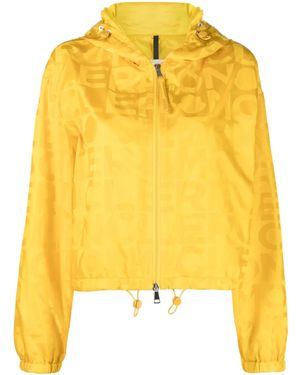 Moncler Vernant Logo-Print Windbreaker - Yellow