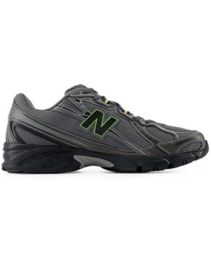 New Balance 740 Trainers - Black