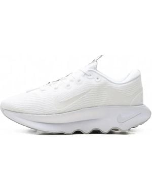 Nike Motiva Logo-Detail Sneakers - White