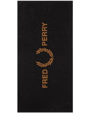 Fred Perry Laurel Wreath Logo-Print Towel - Black