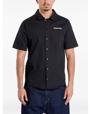 Mitchell & Ness ロゴ ショートスリーブシャツ - ブラック