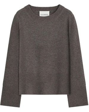 Closed Crew-Neck Long-Sleeve Sweater - Gray
