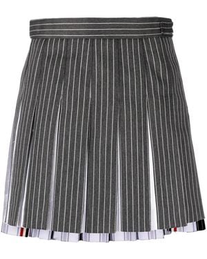 Thom Browne Pleated Dark Mini Skirt With Contrasting Accents - Grey