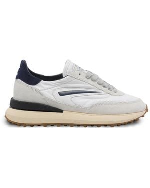 Date Athleta Trainers - White
