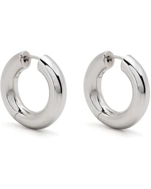 Tom Wood Medium Chunky Hoop Earrings - Metallic