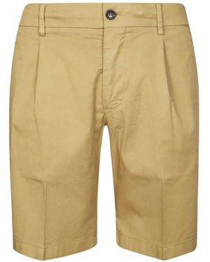 BE ABLE Pleated Bermuda Shorts - Natural