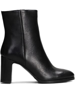 Julie Dee Block-Heel Zipped Ankle Boots - Black