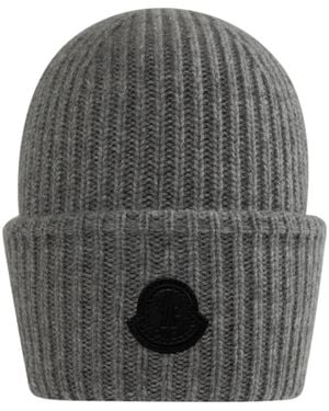 Moncler Beanie Mit Logo-Applikation - Grau