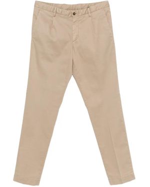 Corneliani Pantalon À Plis Marqués - Natural