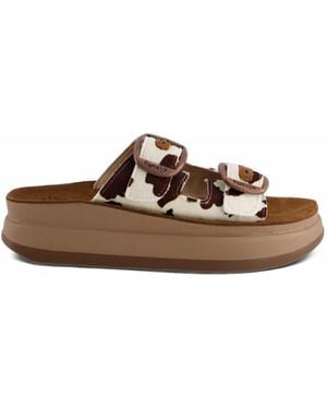 FANTASY SANDALS Zefi Sandals - Brown