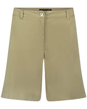 Betty Barclay Button-Fastening Pocketed Shorts - Green