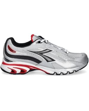 Diadora Mythos Trainers - White