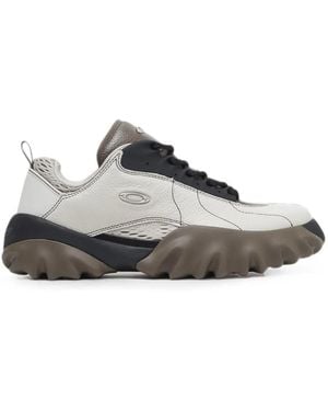 Oakley Chop Saw Factory Team Trainers - White