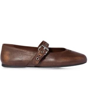 Miu Miu Ballerines Onda En Cuir À Boucle - Brown