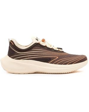 Athletic Propulsion Labs Paneled Toggle-Fastening Sneakers - Brown