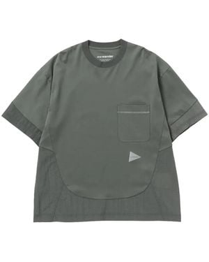 and wander Combi Panelled Crew-Neckt-Shirt - Grey