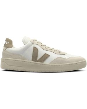 Veja Sneakers aus Wildleder - Weiß
