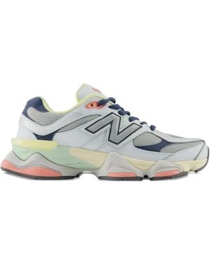 New Balance 9060 Chunky Sneakers - Blue