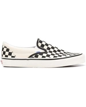 Vans Slip-on Checkerboard Plimsolls - Black