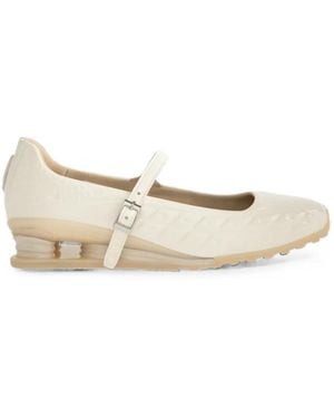 Nike Shox Z Calistra Trainers - Natural