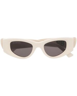 Balenciaga キャットアイ サングラス - ホワイト