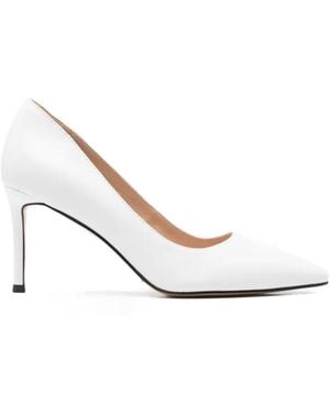 Linda Baumann Pointed-Toe Court Shoes - White