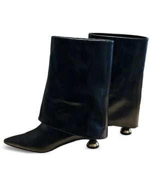 VANDA NOVAK Emma Fold-Over Leather Ankle Boots - Black
