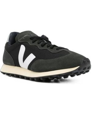 Veja Logo-Patch Panelled Trainers - Black