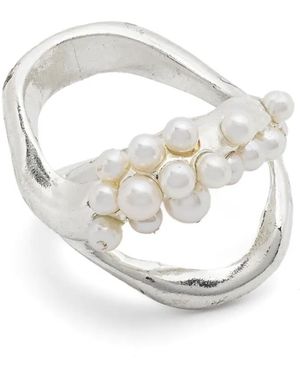 Beatriz Palacios Double-Wave Cluster Ring - White