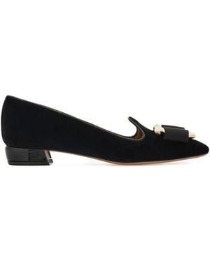 Ferragamo Gancini-Embellished Court Shoes - Black