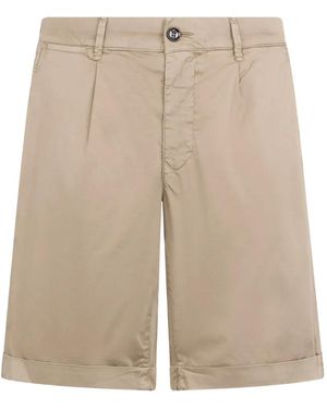 Moorer Cuffed Pleated Shorts - White