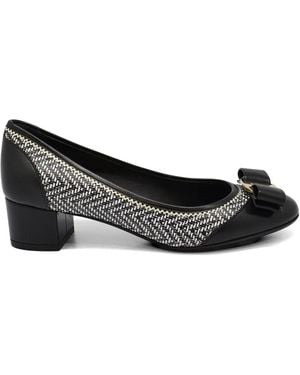 Ferragamo Eva Pumps Mit Schleifendetail - Schwarz