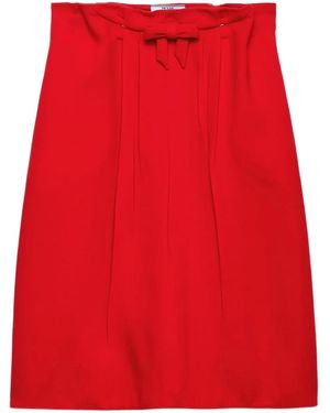 Prada リボン プリーツストレートスカート - レッド