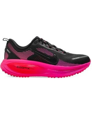 Nike Vomero 18 Logo-Detail Trainers - Pink
