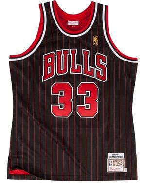 Mitchell & Ness Bulls 1996 Scottie Pippen Jersey - Red