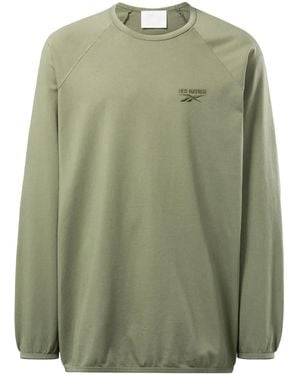 Reebok Logo-Embroidered Raglan Long Sleeves T-Shirt - Green
