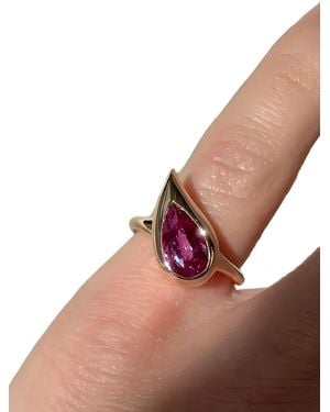 Jewels Aficionado 18K Rose Mika Sapphire Ring - Metallic